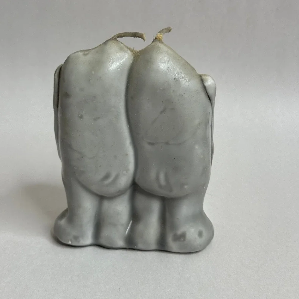 Vintage Two‎ Elephants Hugging Candle Gray 1981 Korea Unscented
